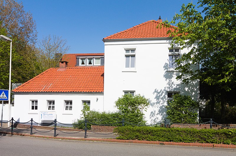 File:Norderney, Marienstraße 2.jpg