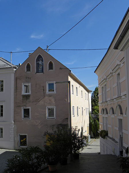 File:Oberottensheim - Donaulände 1 - Bodingbauer- Schifferwirtshaus.jpg