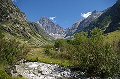 Olan peak (3564 meters)