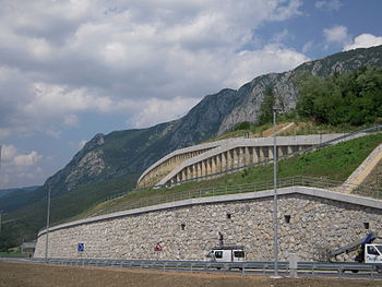 Cesta: Zgodovina, Javne ceste in javne poti, Načrtovanje