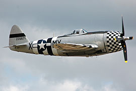 P-47D-40 Thunderbolt 44-95471 side.jpg