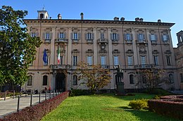 Palazzo Mezzabarba exterior.jpg
