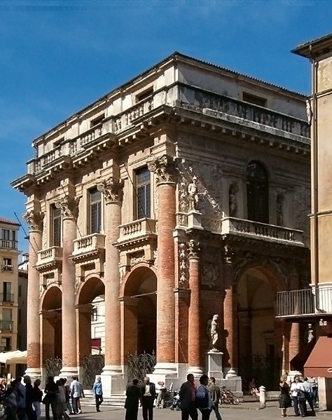 File:Palazzo del Capitanio-Vicenza 04 cropped.jpg