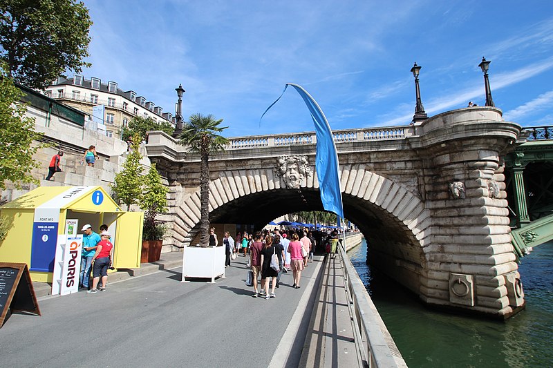 File:Paris Plages 2016 sur la Voie Pompidou à Paris le 14 août 2016 - 08.jpg