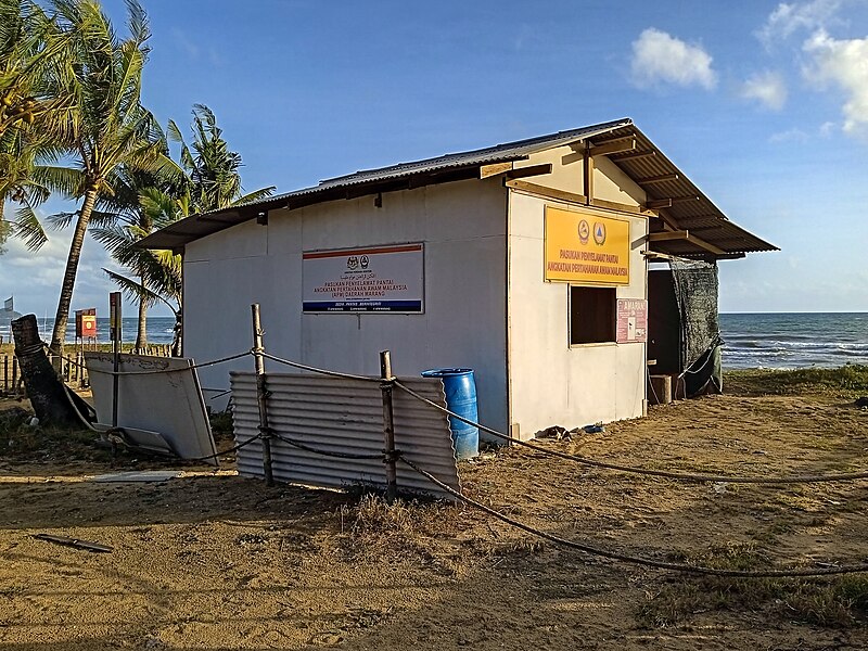 File:Pasukan Penyelamat Pantai APM Marang building at Pulau Kekabu, Marang 20240228 081114.jpg