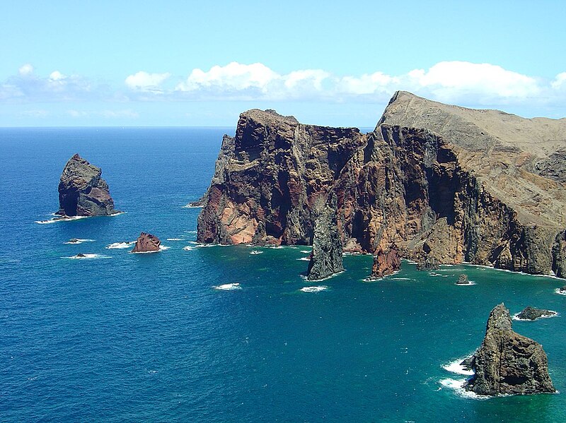 File:Ponta de São Lourenço - Ilha da Madeira - Portugal (1488255799).jpg