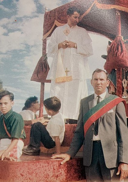 File:Procession of the Three Saints through the streets of Silkwood, 1951.jpg