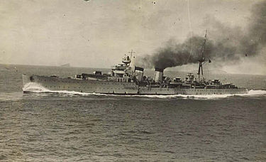 El crucero Almirante Cervera, uno de los tres buques que cañonearon desde la costa a las columnas de milicianos y civiles que abandonaban la ciudad de Málaga, ocasionando cientos de muertos.