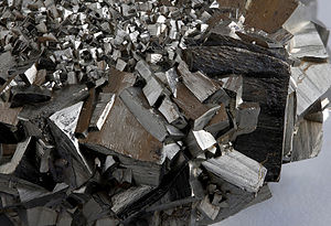 礦物: 化学, 礦物和岩石的區別, 礦物分類