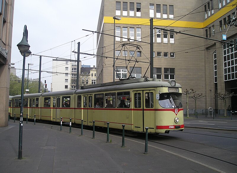 File:RBG 2966 at Düsseldorf Hauptbahnhof.JPG