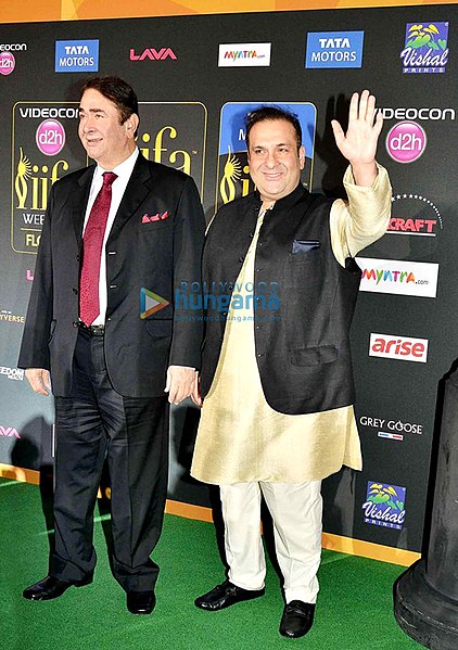 File:Randhir Kapoor, Rajeev Kapoor at Green Carpet of IIFA Rocks 2016.jpg