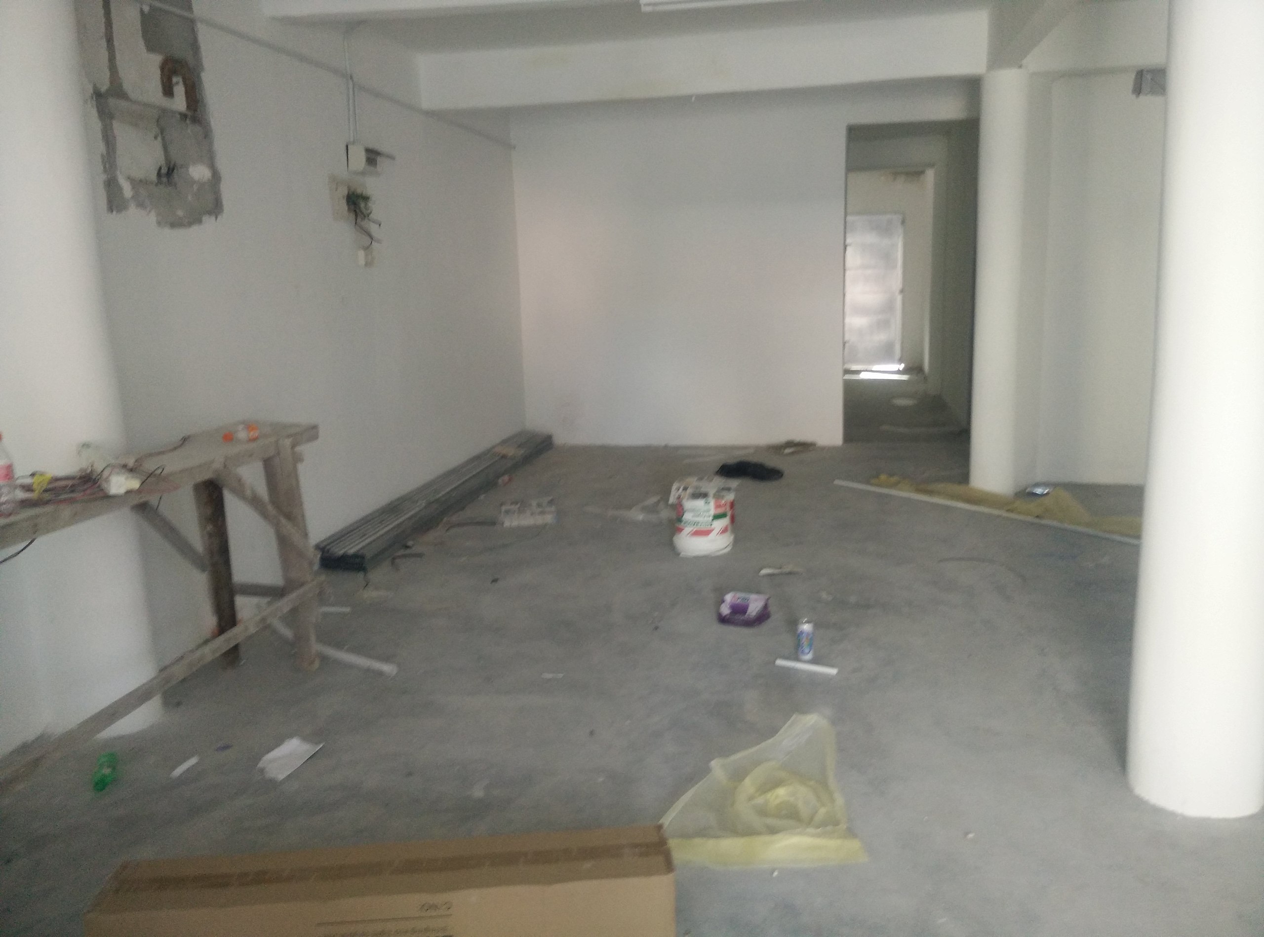 2560px-Renovation_of_a_two-storey_terraced_house_in_Selangor%2C_Malaysia_20191123_102051.jpg