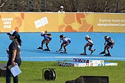 Deutsch: Badminton bei den Olympischen Jugendspielen 2018; Tag 2, 8. Oktober 2018; Finale Mädchen English: Roller speed skating at the 2018 Summer Youth Olympics; day 2, 8 October 2018 – Girls final