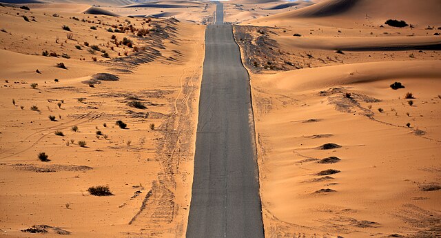Цеста у пустињи, Алжир