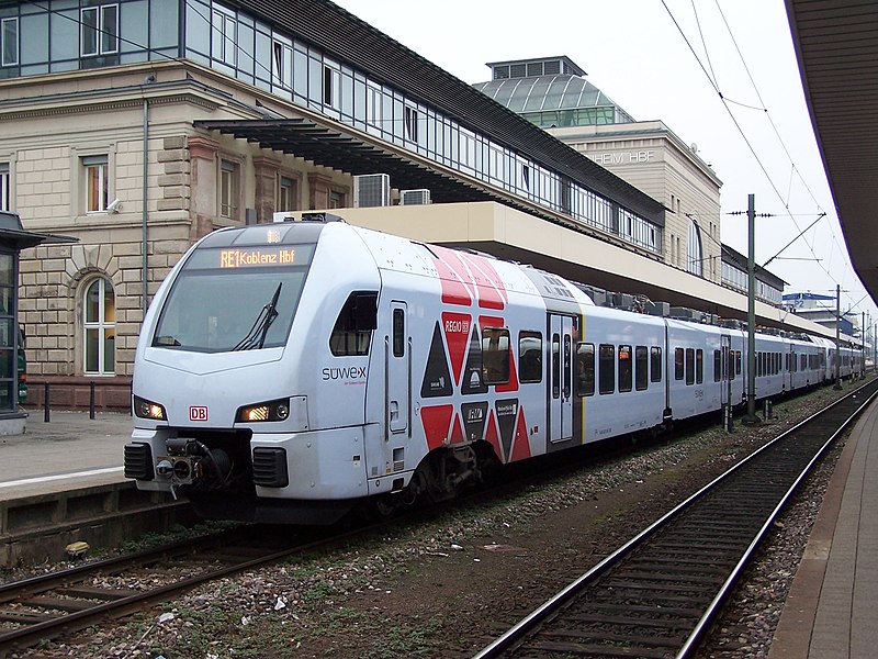 File:Süwex Flirt Mannheim Hbf.JPG