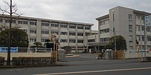 Saga Technical High school front 2016-01-09.JPG 