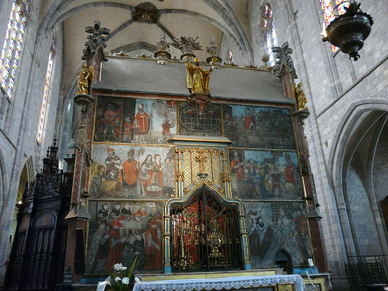 File:Saint-Bertrand-de-Comminges cathédrale tombeau St Bertrand peintures (5).JPG