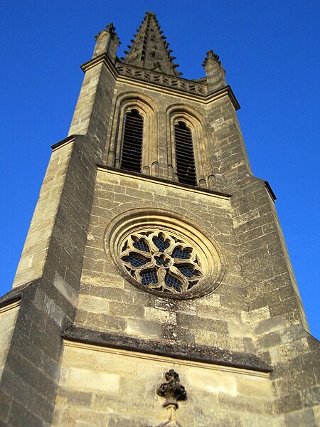 File:Saint-Pierre-de-Mons Église 03.jpg