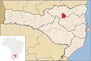 <span class="mw-page-title-main">Santa Terezinha, Santa Catarina</span> Municipality in South, Brazil