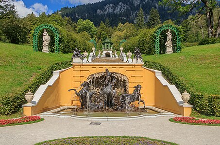 Neptune fountain Garden Linderhof Palace Germany