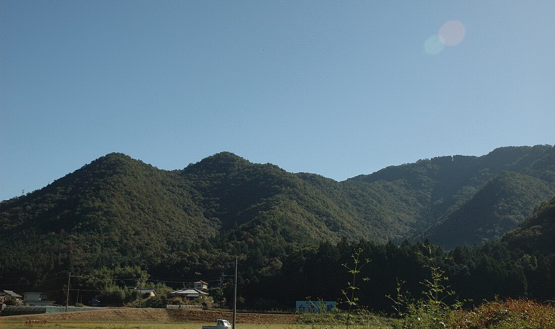 Shirahata Yama (bukid)