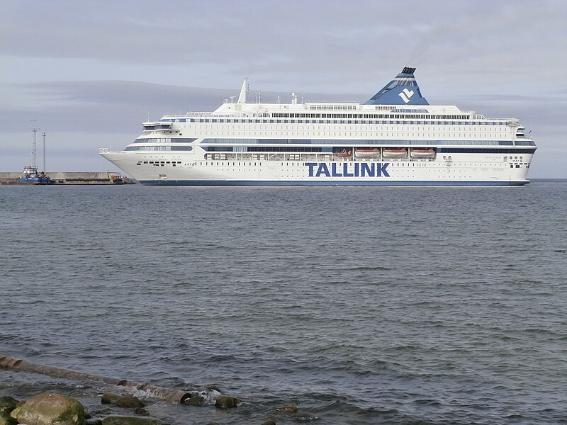 File:Silja Europa arriving at Tallinn 14 March 2016.JPG