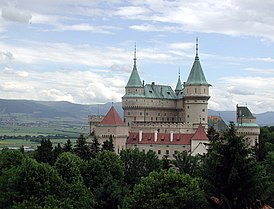 Slovakia Bojnice Castle 2004 hires.jpg