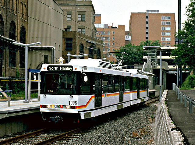 Siemens SD-400 unit on the then-newly opened MetroLink system in 1993.