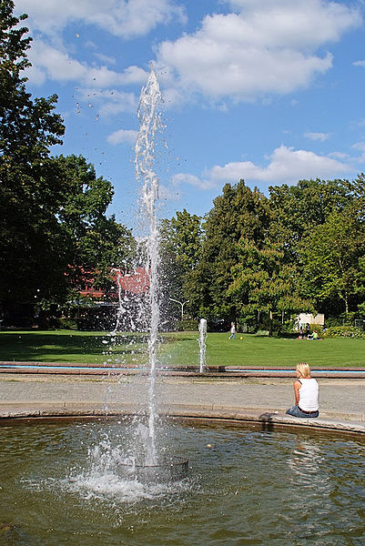 File:Stadtpark Fürth DSCF6488.jpg