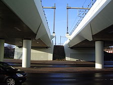 Zicht onder de viaducten voor de oplevering (2005)