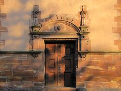 Le portail latéral, façade occidentale