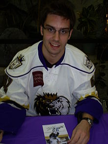 Purcell with the Manchester Monarchs in 2009. TeddyPurcell.jpg