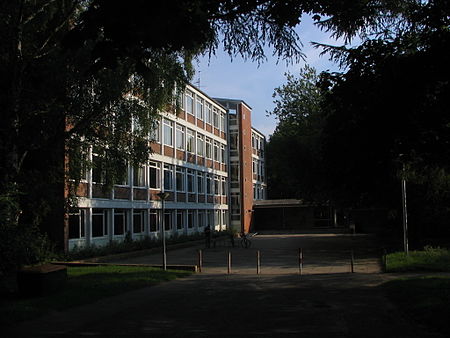 Thomas Mann Schule Lübeck Vorderansicht Haupteingang