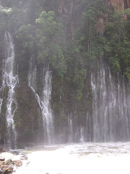 Tzarárcua Falls