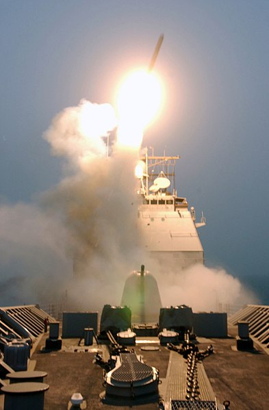 File:US Navy 030320-N-4655M-009 A Tomahawk Land Attack Missile (TLAM) leaves the deck of the guided missile cruiser USS Bunker Hill (CG 52).jpg