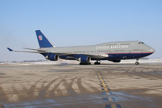 File:United Airlines Boeing 747-400 (N194UA) (5305178257).jpg 