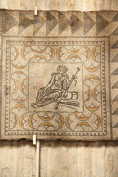 File:Villa Armira - Central Floor Mosaic in the National Historic Museum Sofia PD 2012 19.JPG