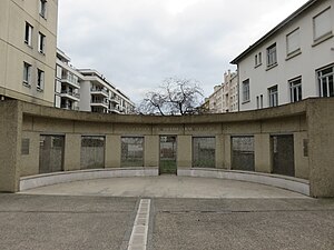 Stèle du génocide de Villeurbanne