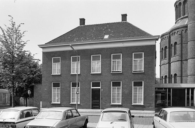 File:Voorgevel - Vught - 20247871 - RCE.jpg