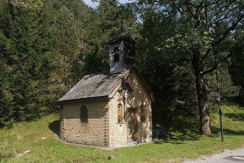 File:WeissenbachLourdeskapelle1941.jpg