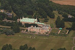 Welbeck Abbey (aerial 2013) - geograph.org.uk - 3637309.jpg