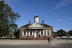 Williamsburg Virginia Pengadilan House.jpg