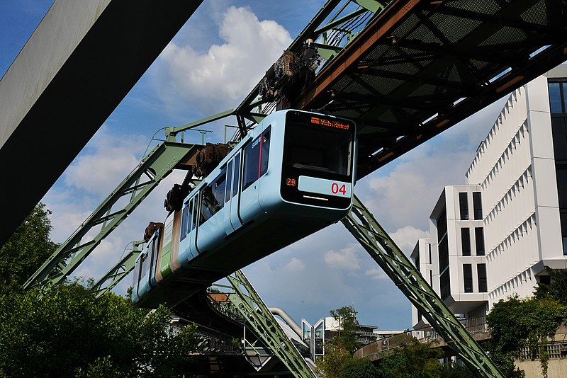 File:Wuppertal Schwebebahn Generation 15.jpg