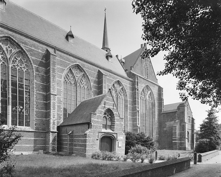 File:Zuidgevel schip en transept - Brouwershaven - 20044264 - RCE.jpg