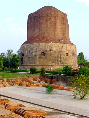 026 Dhamekh Stupa, Sarnath (9237176593).jpg
