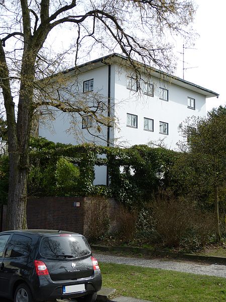 File:130420-Steglitz-Schmidt-Ott-Straße-15.JPG