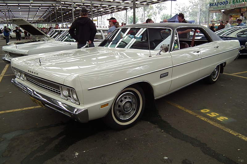 File:1969 Dodge DE Phoenix 400 hardtop sedan (6335517893).jpg