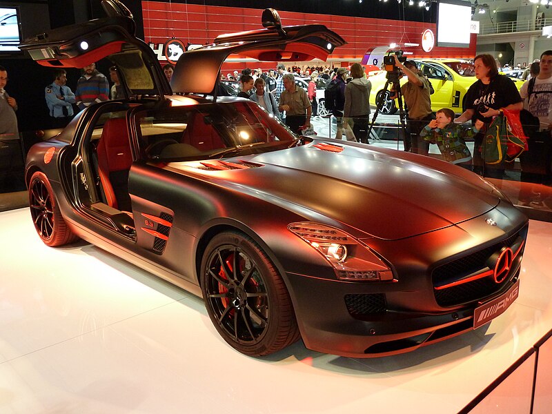 File:2010 Mercedes-Benz SLS AMG (C 197) Blackbird coupe (2010-10-16) 02.jpg