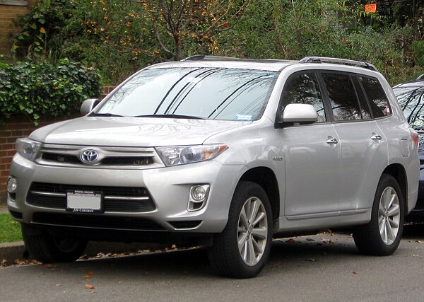 The Toyota Highlander Hybrid has a series-parallel drivetrain.