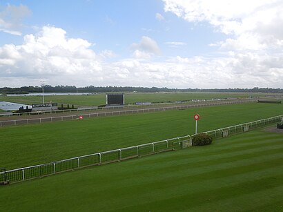 How to get to Kempton Park Racecourse with public transport- About the place